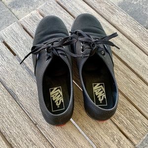 VANS Black Authentic Lo Pro